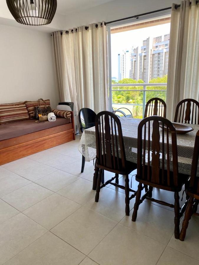 Familiar Guaruja